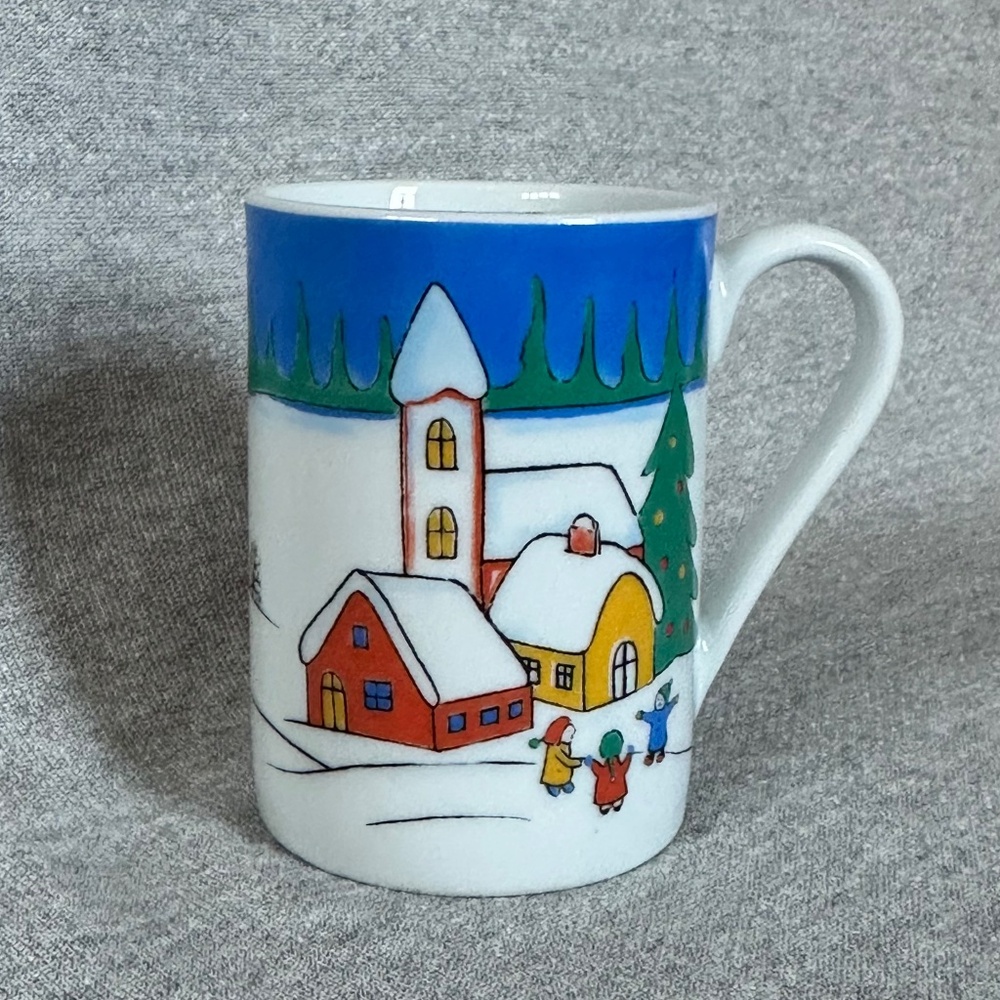 Holiday  Mug: BRAND NEW